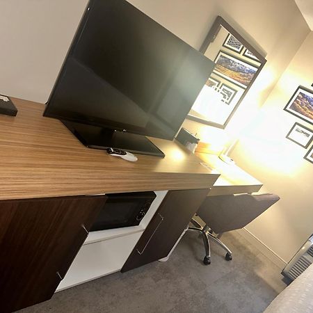 ハンプトン イン ドイルズタウン Warrington エクステリア 写真